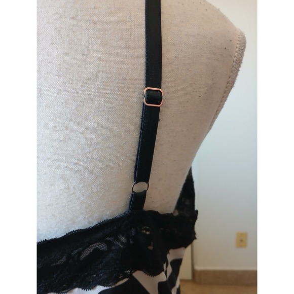 White House Black Market Zebra Lace Camisole Top XL Y2K Style Slip Tank - Picture 5 of 16